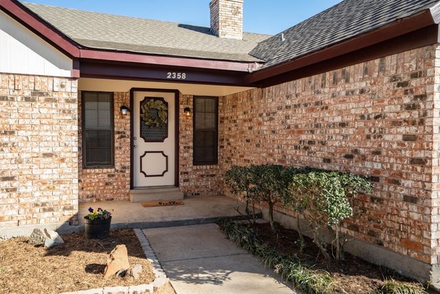2358 Mockingbird Drive, Grapevine, TX 76051