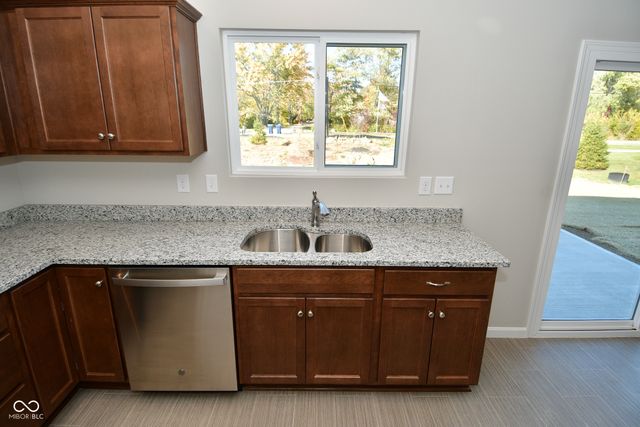 9732 Evening Sky Way, Indianapolis, IN 46239