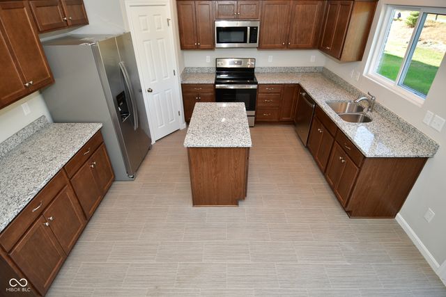 9732 Evening Sky Way, Indianapolis, IN 46239