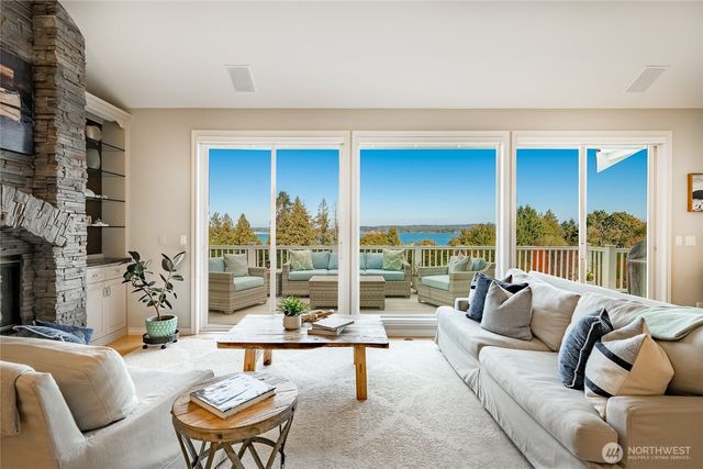 5332 Canvasback Loop, Blaine, WA 98230