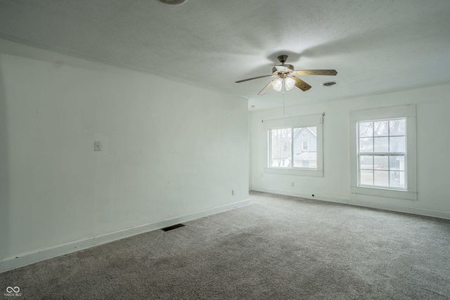 615-617 Ruddle Avenue, Anderson, IN 46012