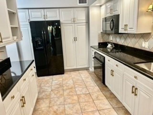 511 Ferncroft Tower 511, Middleton, MA 01949