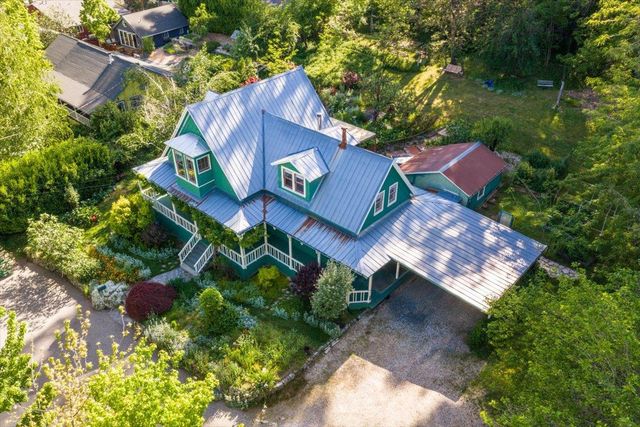 210 Drummond St, Nevada City, CA 95959