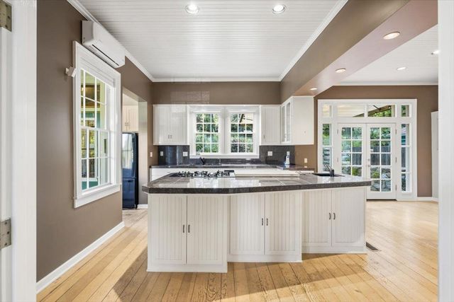 210 Drummond St, Nevada City, CA 95959