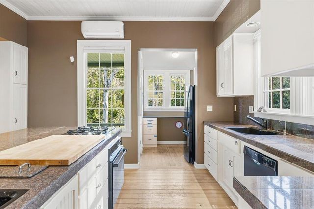 210 Drummond St, Nevada City, CA 95959