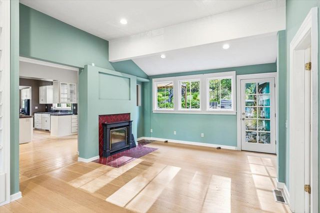 210 Drummond St, Nevada City, CA 95959