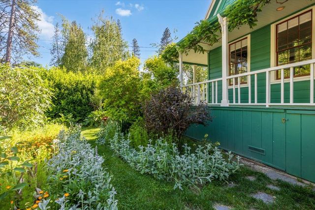 210 Drummond St, Nevada City, CA 95959