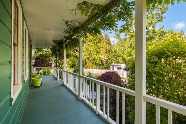 210 Drummond St, Nevada City, CA 95959