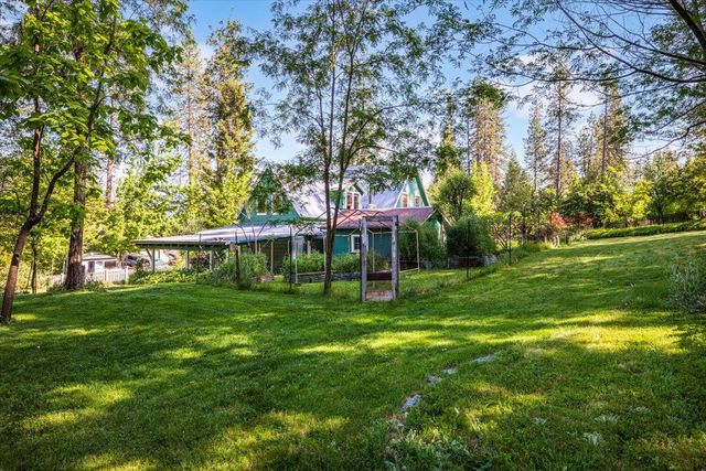 210 Drummond St, Nevada City, CA 95959