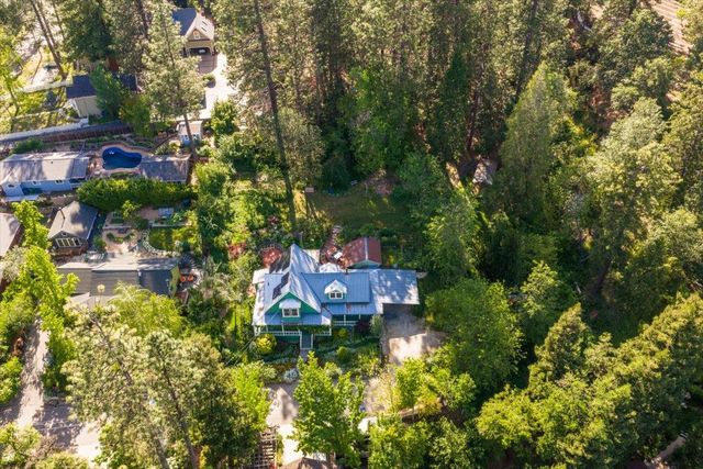 210 Drummond St, Nevada City, CA 95959
