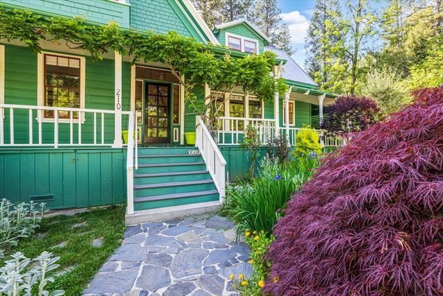 210 Drummond St, Nevada City, CA 95959