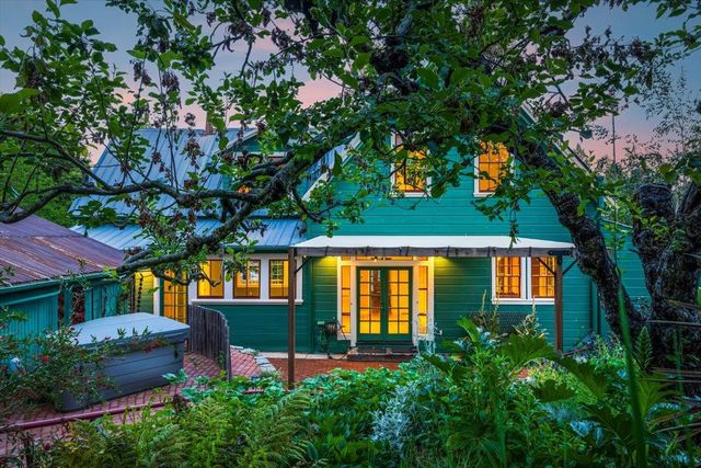 210 Drummond St, Nevada City, CA 95959