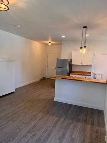 362 Mt Hope St 2, North Attleboro, MA 02760
