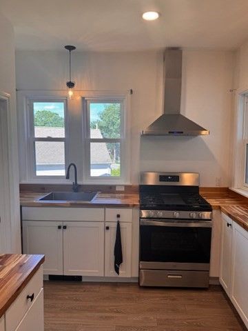 362 Mt Hope St 2, North Attleboro, MA 02760