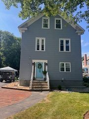 362 Mt Hope St 2, North Attleboro, MA 02760