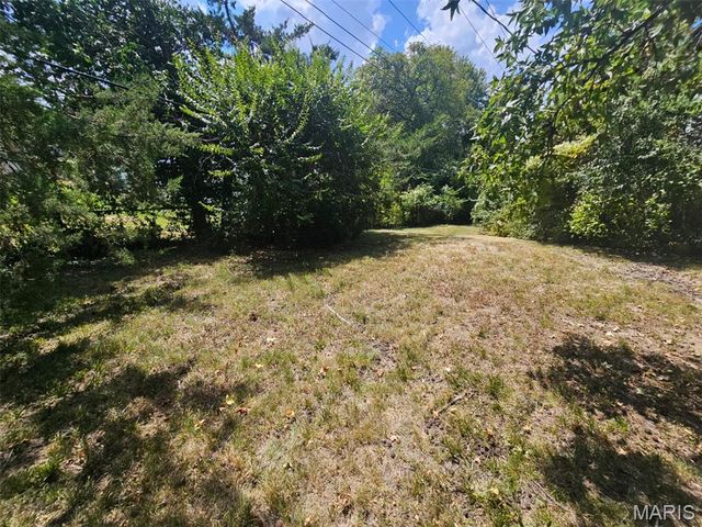 5232 Priorybrook Road, Black Jack, MO 63033