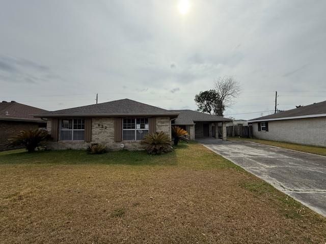 622 Douglas Dr, Houma, LA 70364