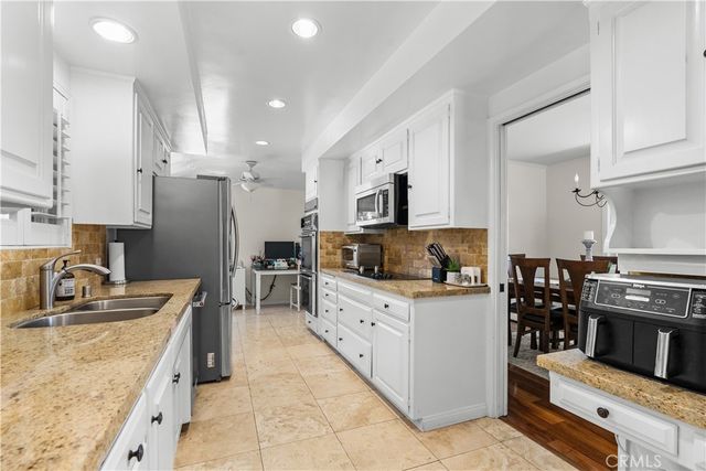 5704 Larryan Drive, Woodland Hills, CA 91367