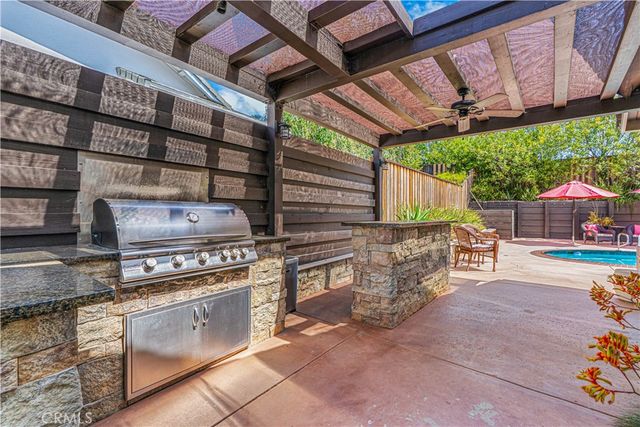 5704 Larryan Drive, Woodland Hills, CA 91367
