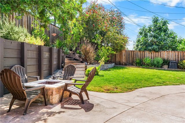 5704 Larryan Drive, Woodland Hills, CA 91367