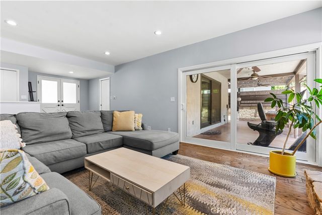 5704 Larryan Drive, Woodland Hills, CA 91367