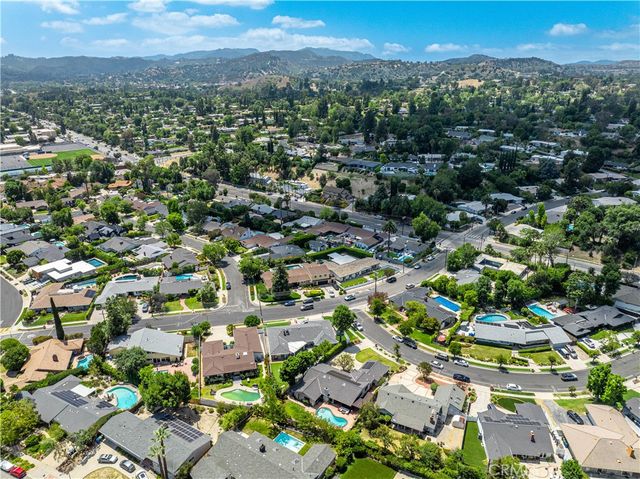 5704 Larryan Drive, Woodland Hills, CA 91367