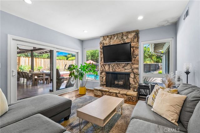 5704 Larryan Drive, Woodland Hills, CA 91367