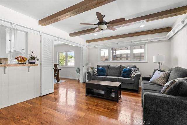 5704 Larryan Drive, Woodland Hills, CA 91367