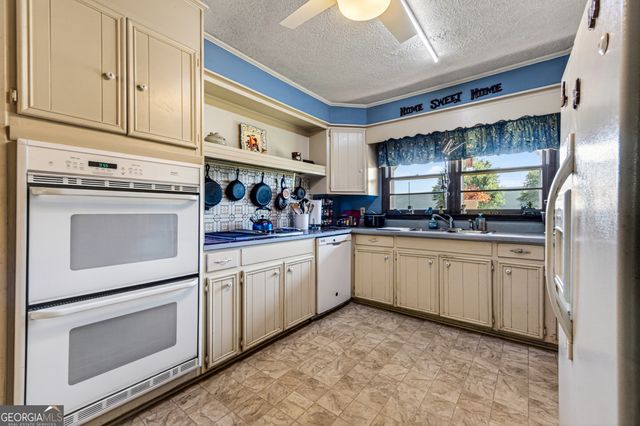 1058 Highway 332, Pendergrass, GA 30567