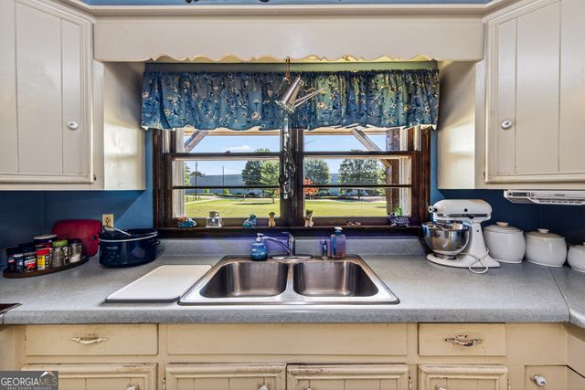 1058 Highway 332, Pendergrass, GA 30567