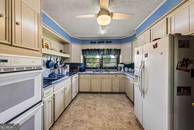 1058 Highway 332, Pendergrass, GA 30567