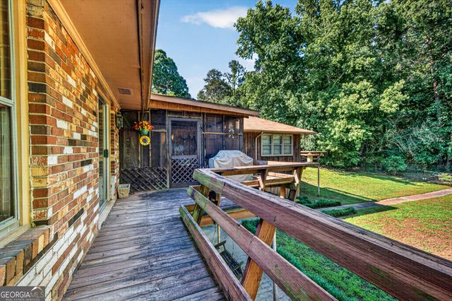 1058 Highway 332, Pendergrass, GA 30567