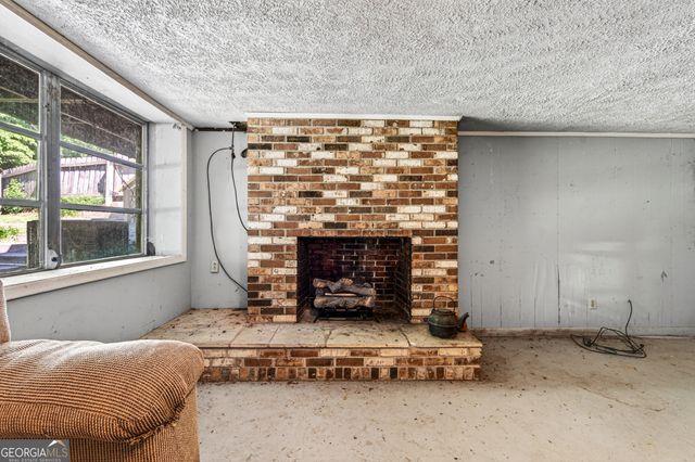 1058 Highway 332, Pendergrass, GA 30567