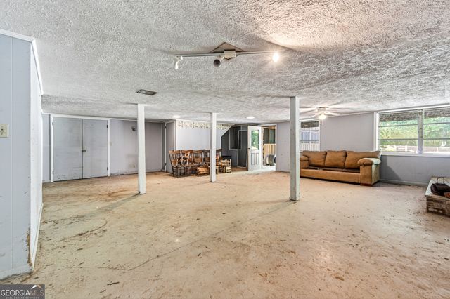 1058 Highway 332, Pendergrass, GA 30567