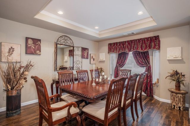 7449 N Lodi Ave, Fresno, CA 93722