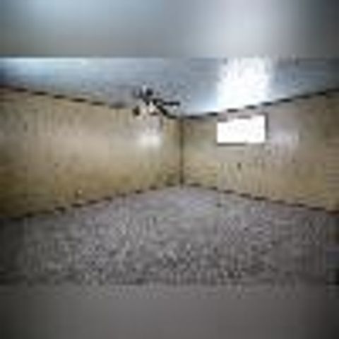 936 E Mahan Avenue, Hazel Park, MI 48030