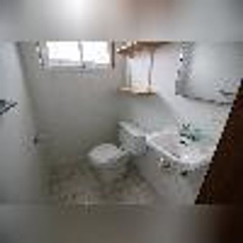 936 E Mahan Avenue, Hazel Park, MI 48030