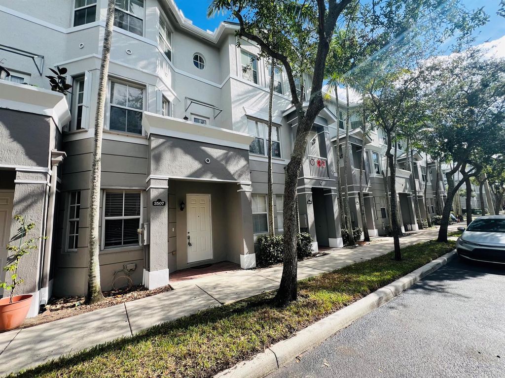 3510 Shoma Drive, Royal Palm Beach, FL 33414