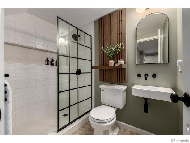 8630 E Kenyon Avenue, Denver, CO 80237