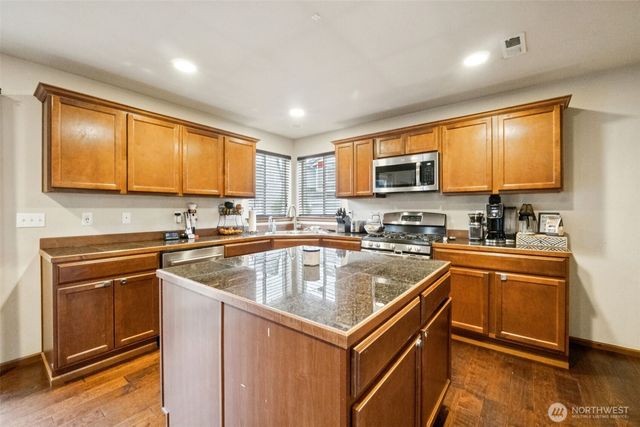 5702 148th Place NE, Marysville, WA 98271