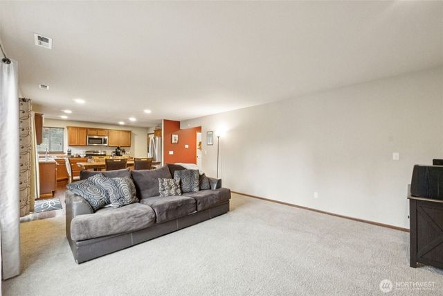 5702 148th Place NE, Marysville, WA 98271