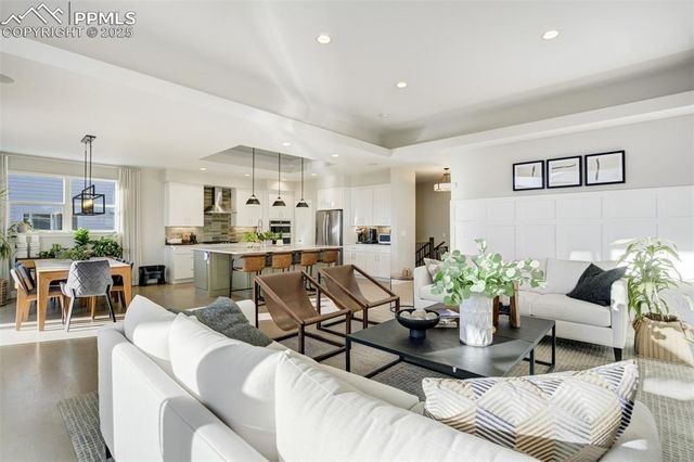 6423 Tumble Creek Drive, Colorado Springs, CO 80924