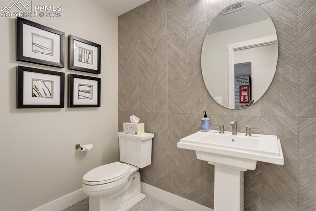 6423 Tumble Creek Drive, Colorado Springs, CO 80924