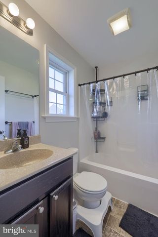 9 OLDFIELD AVE, Jonestown, PA 17038