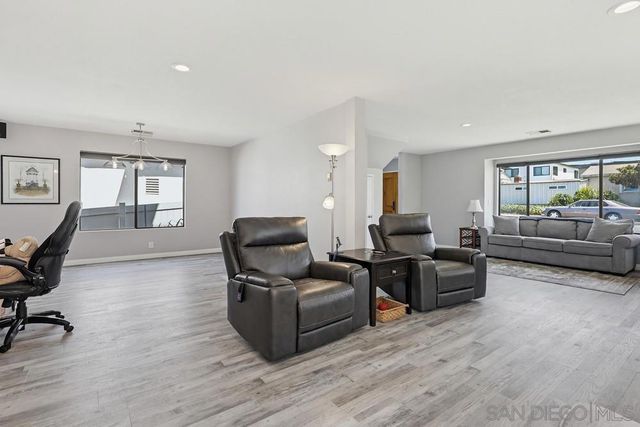 1174 Concord, San Diego, CA 92106