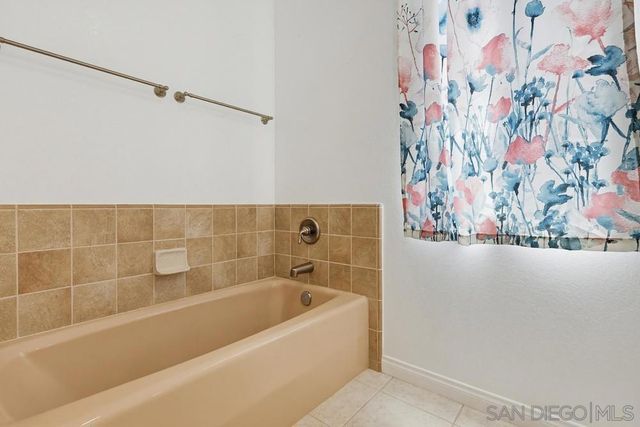 1174 Concord, San Diego, CA 92106