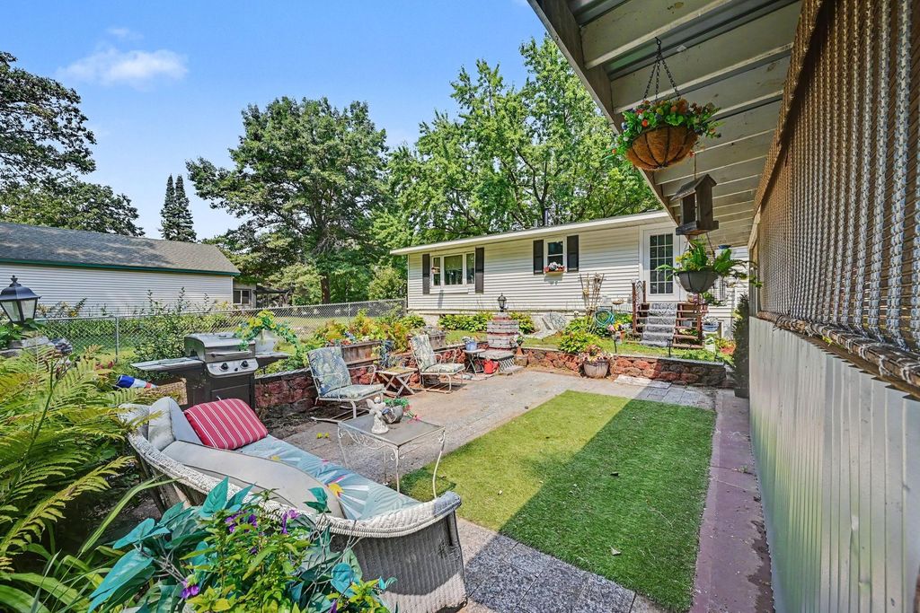 2110 Stillwater Street, White Bear Twp, MN 55110 — photo 5