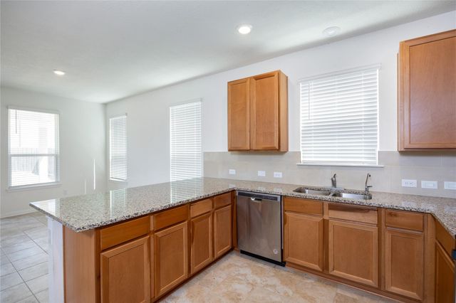 6021 Diamond Sky Lane, Houston, TX 77048