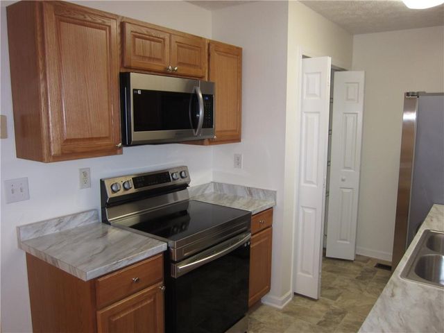 434 Spring Leaf Drive, Dallas, GA 30157