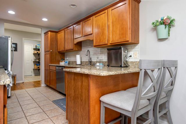 326 Country Bluff Drive, Branson, MO 65616